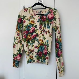 Classy Floral embroidered cardigan